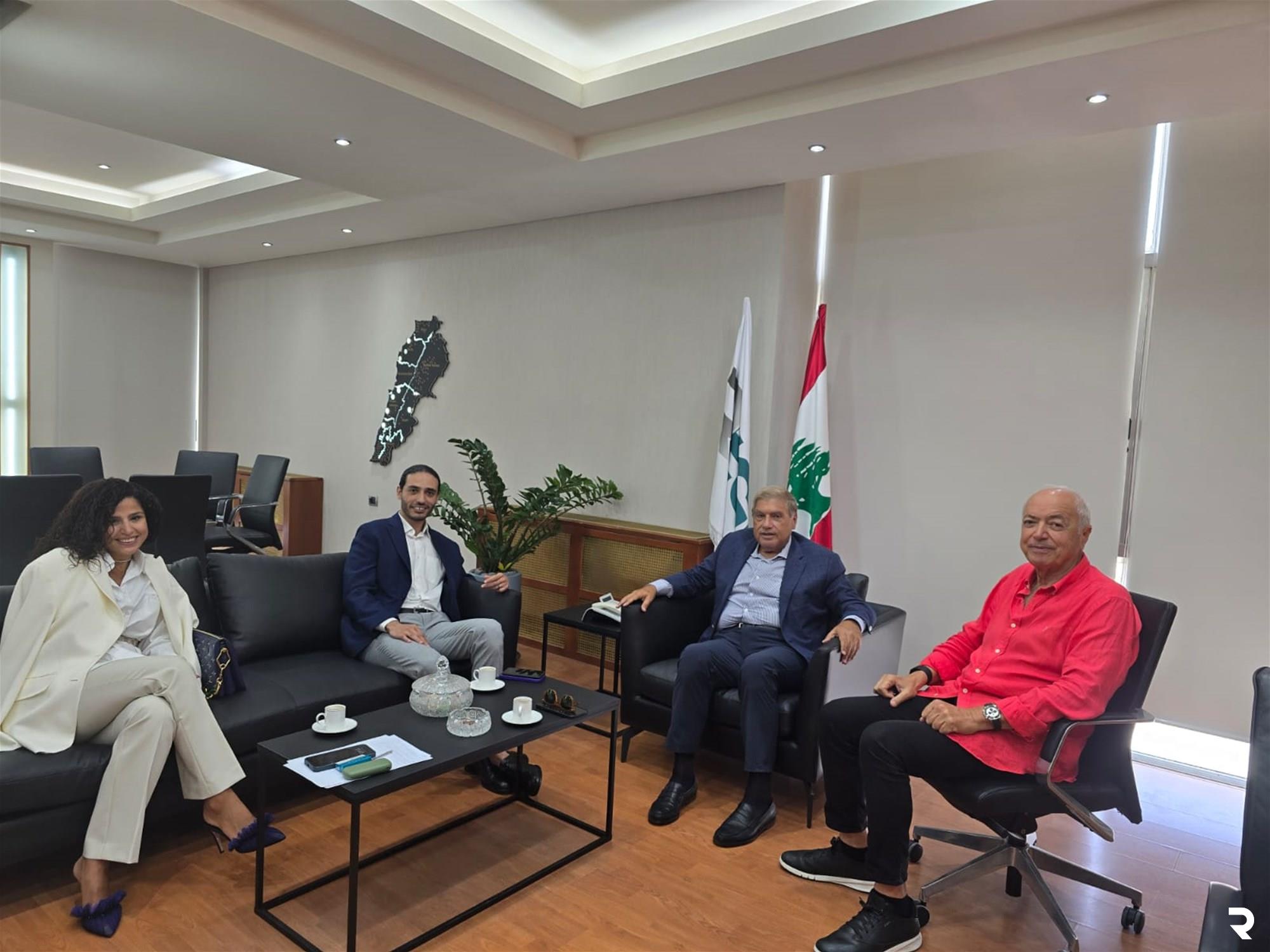 سقلاوي استقبل وفداً من شركة "فيليب موريس"