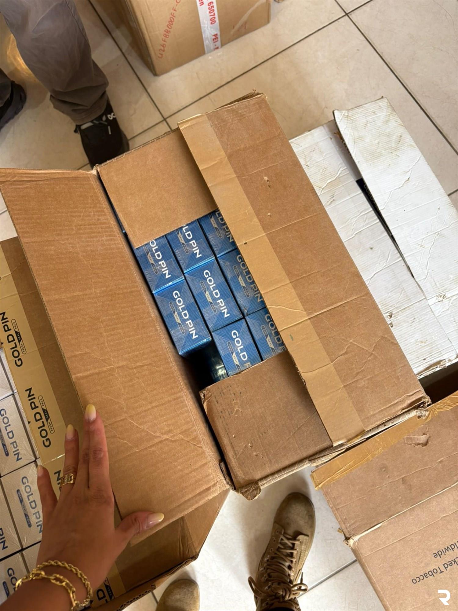 Regie seizes smuggled and counterfeit tobacco products in Ouzai 