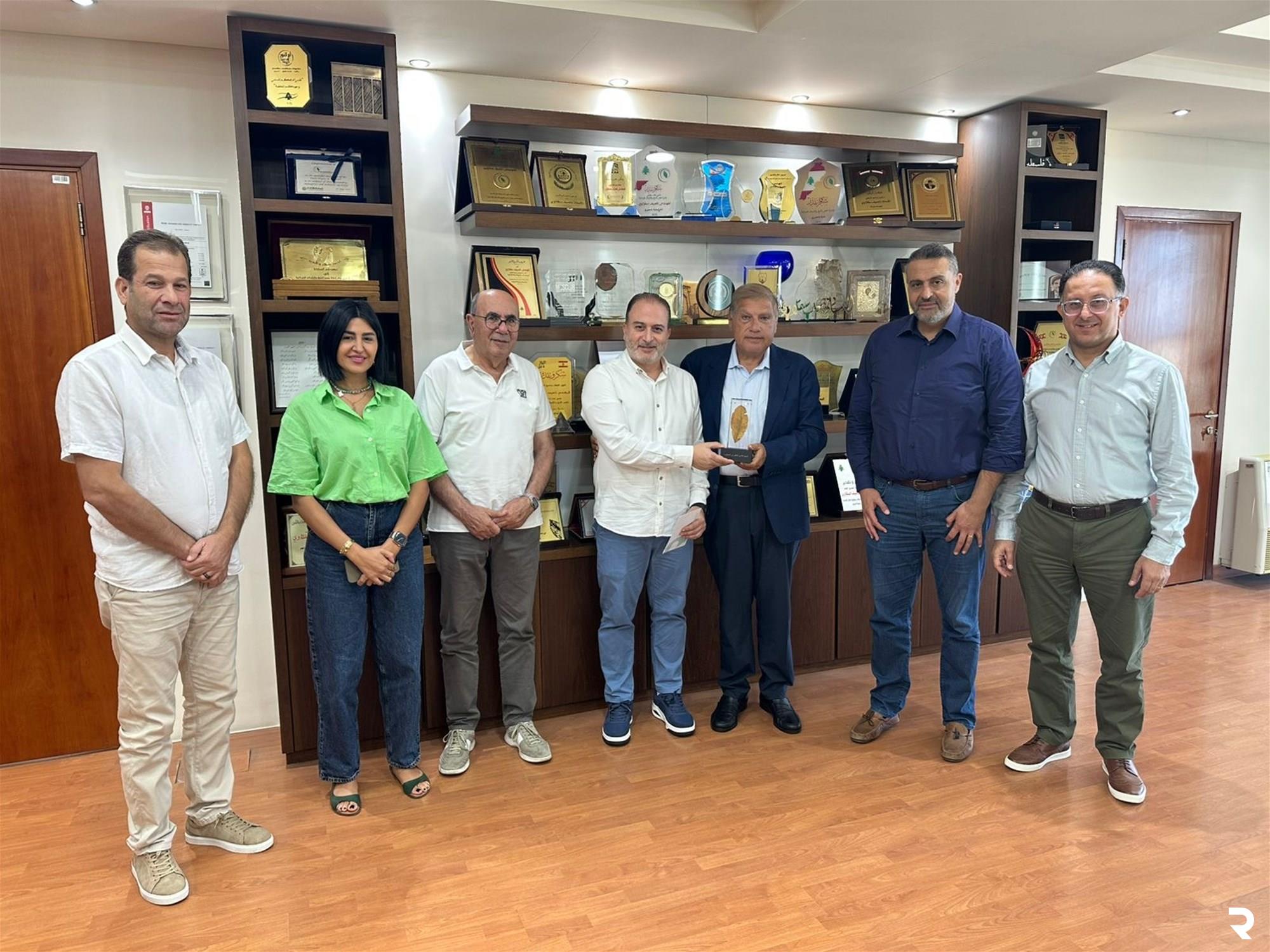 Seklaoui recognizes Production Department’s head of maintenance for obtaining technical degree