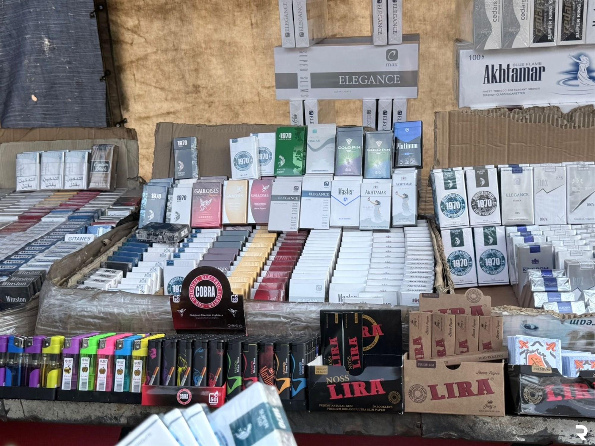 "الريجي" تضبط مصنوعات تبغية مهرّبة ومزوّرة في الطريق الجديدة والرحاب 