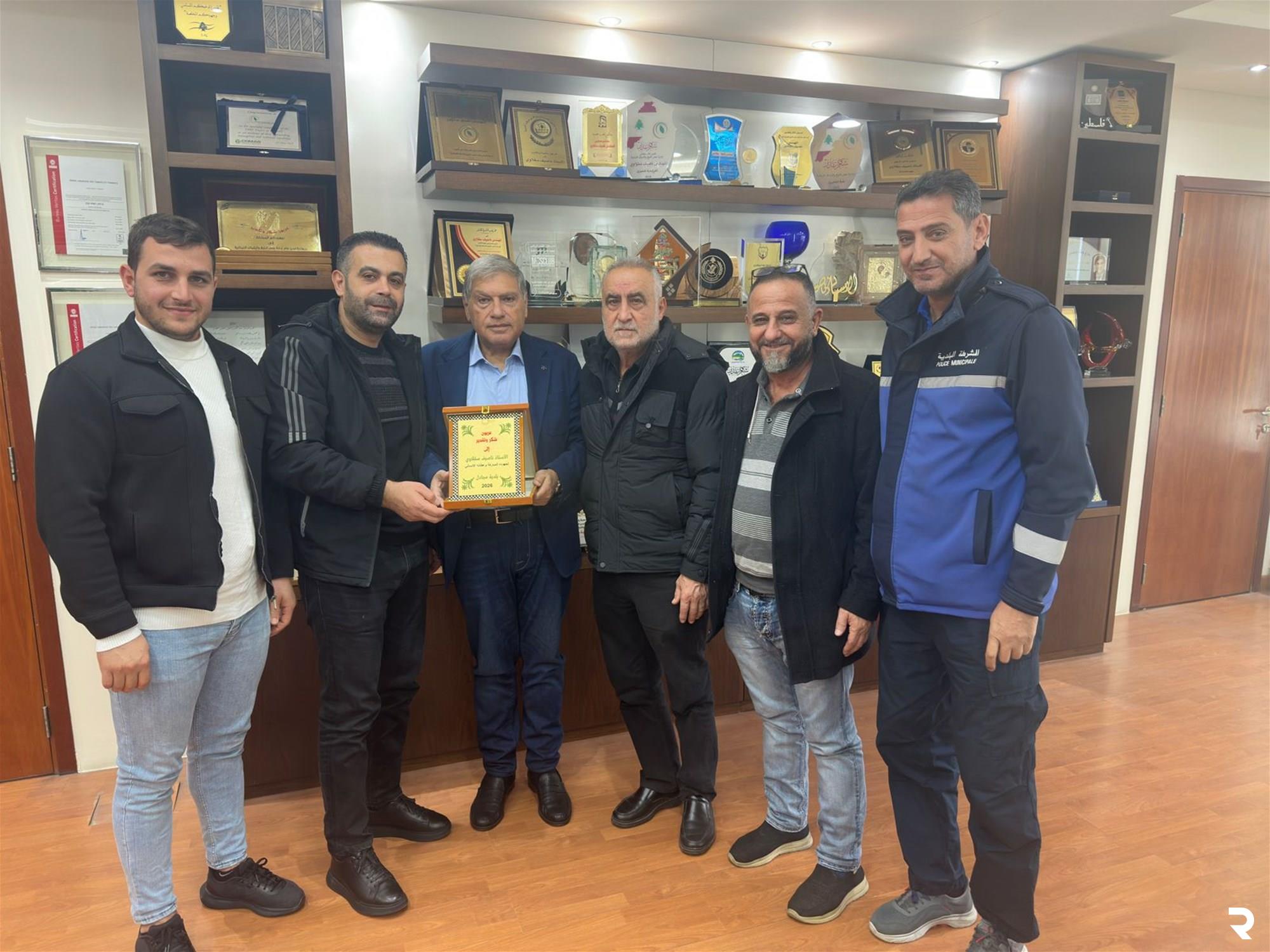 ​Seklaoui receives commemorative shield from Majadel municipality