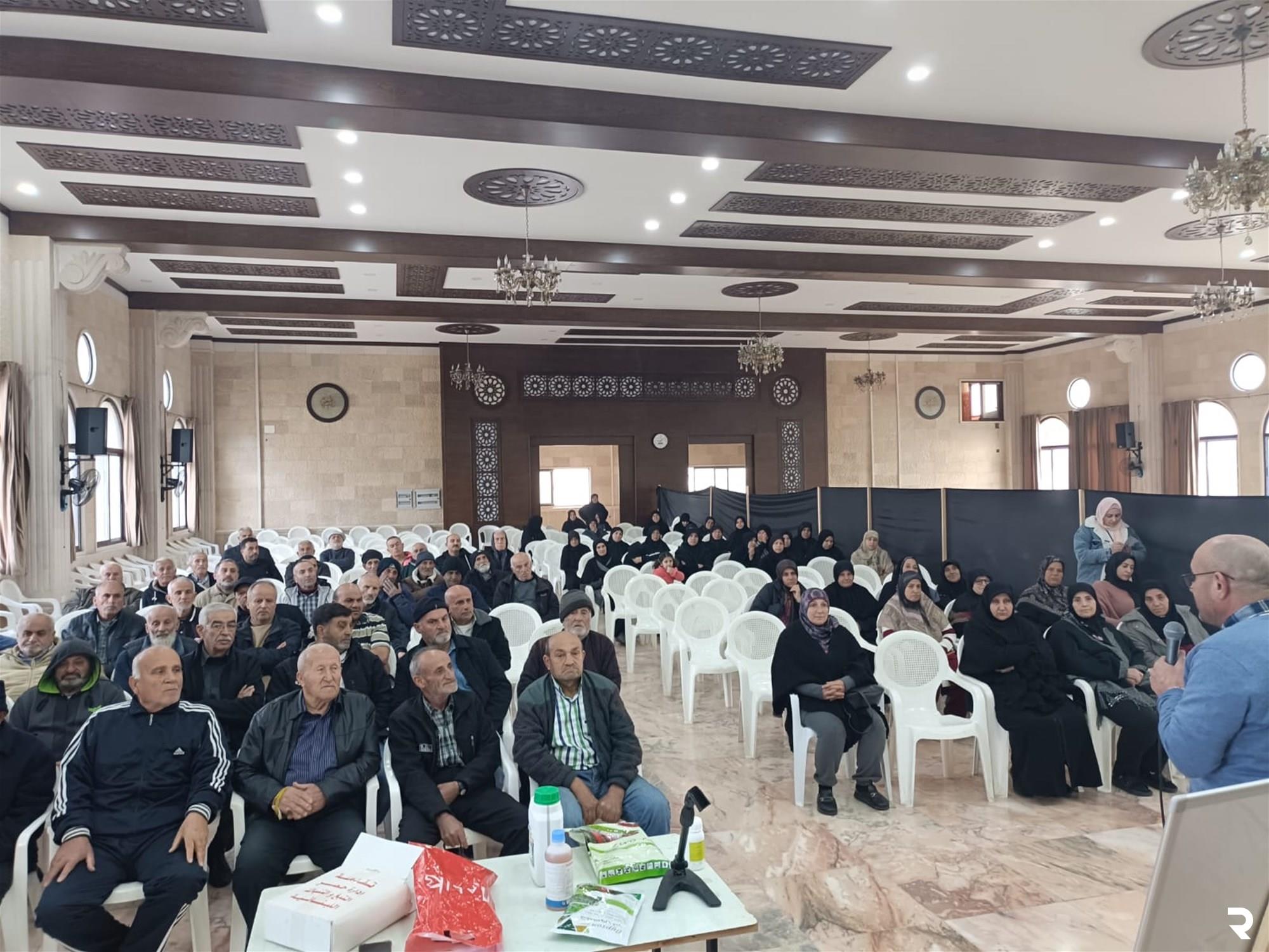  "الريجي" تنظم ندوات إرشادية في قرى الجنوب وتوزّع مستلزمات زراعية دعما لموسم 2026