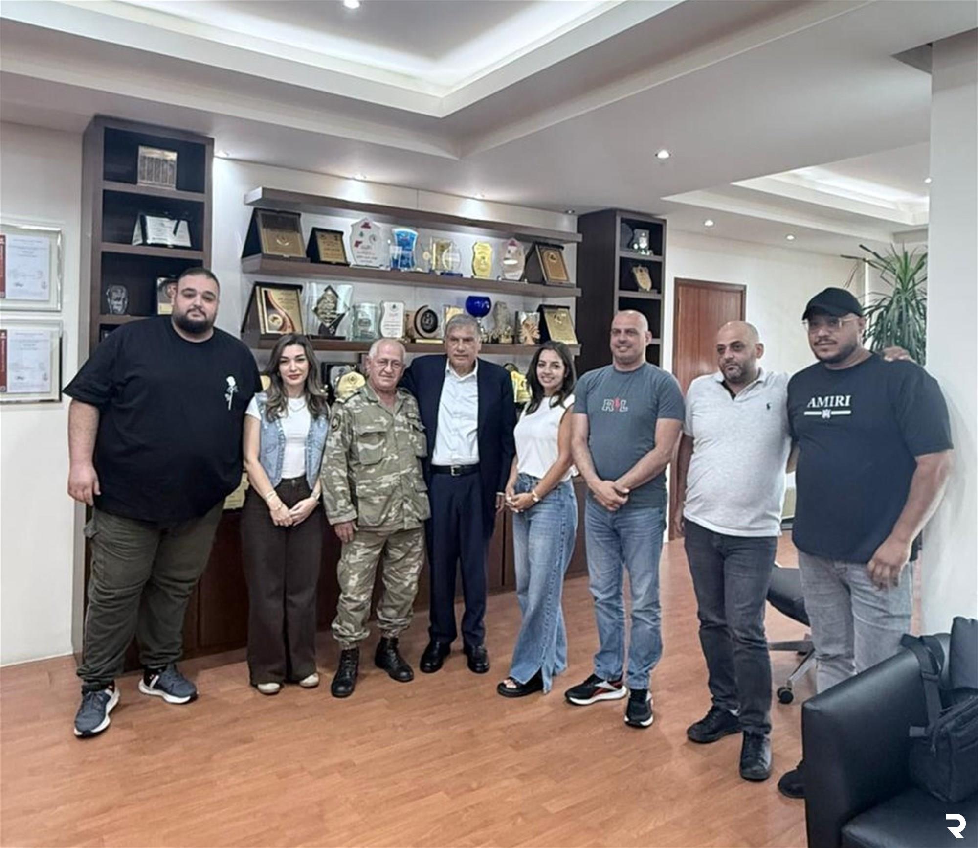 Seklaoui meets with “Ento al-Sanad” team, praises humanitarian efforts 