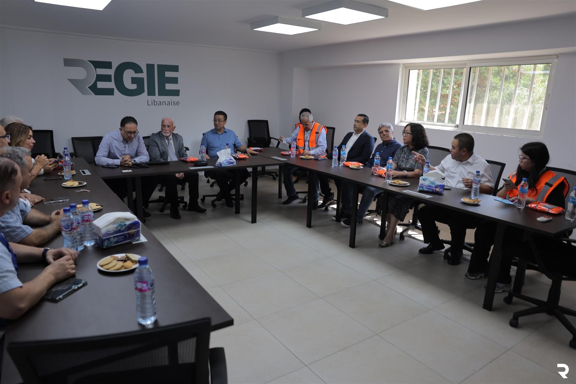 China Tobacco delegation tours Regie facilities 