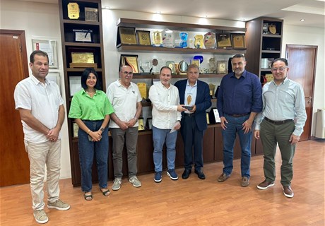Seklaoui recognizes Production Department’s head of maintenance for obtaining technical degree