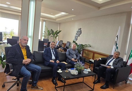 سقلاوي استقبل وفدين من بلديتي بنت جبيل وتلمعيان