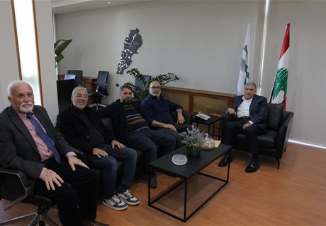 Seklaoui meets with Izal mayor 