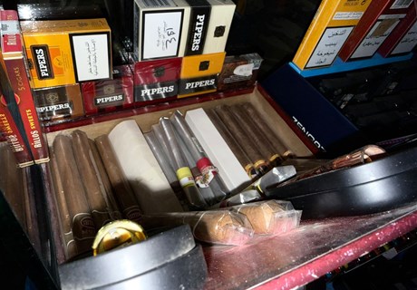 "الريجي" تضبط ورشة تصنيع لتزوير المعسّل في بعلبك